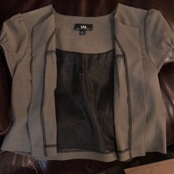 Jacket/Capris set - Picture 5 of 5